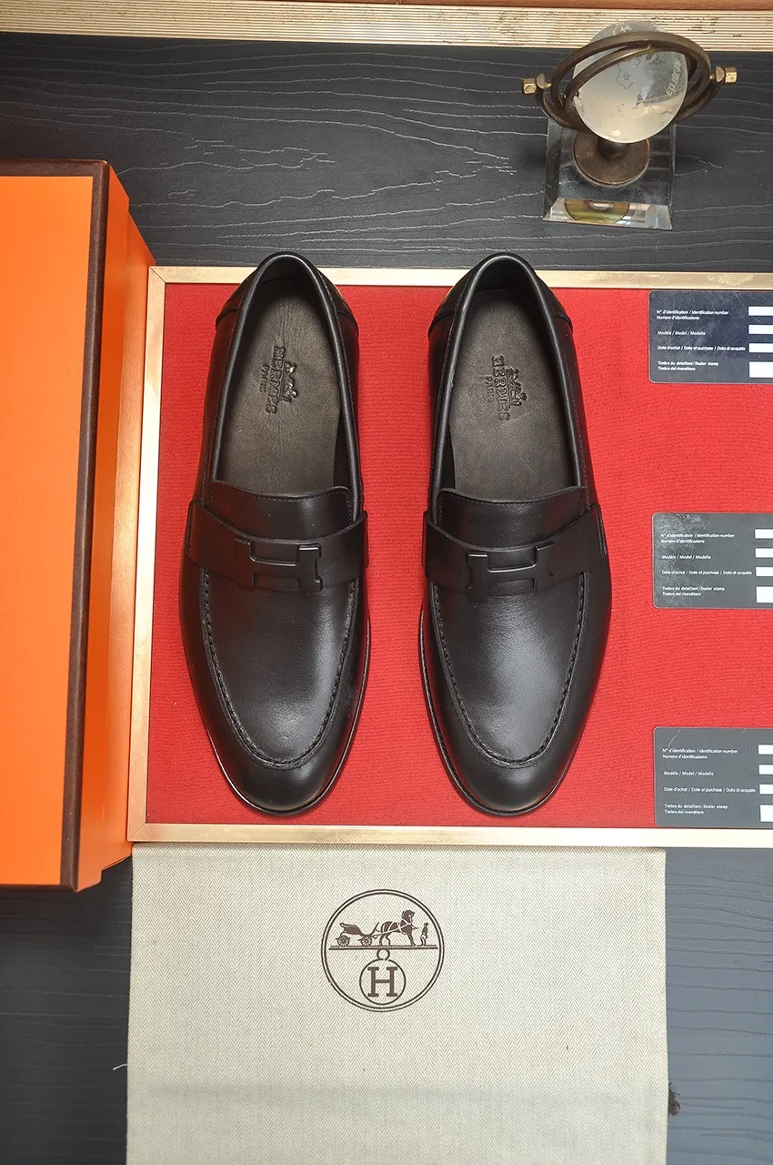 Men's shoes💰520💶[HERMES] (cowhide lining)🍀Italian top luxury🍀He does not pursue novel styles and gorgeous colors, but attracts the favor of successful men with his flawless, elegant and classic style. Formal leather shoes This very comfortable, simple and stable style allows you to easily match any style! The pattern is absolutely 1:1 refined from the original case, and we strive for excellence in materials, imported cowhide + cowhide lining💪💪💪extraordinary texture👍! .Code number: 38-45 (45 customized)